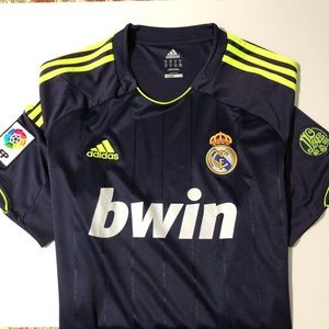Real Madrid Men’s XL Adidas Soccer Jersey